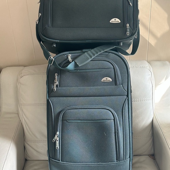 Samsonite Bags Samsonite Ultra 300 Xlt Upright Samsonite Travel Or Gym Bag 6x8x12 Inch